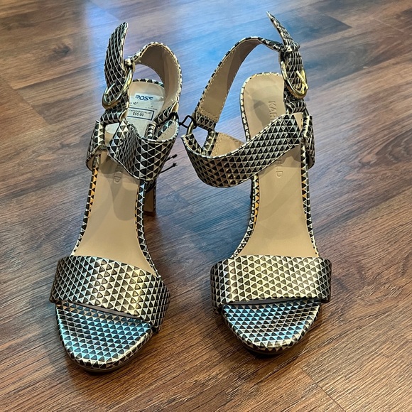 NWT - Karl Lagerfeld - Black and White Patterned Heels - Picture 2 of 16